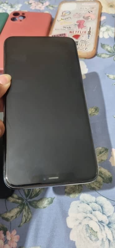 256 GB Green Color Iphone 11 pro Max 12