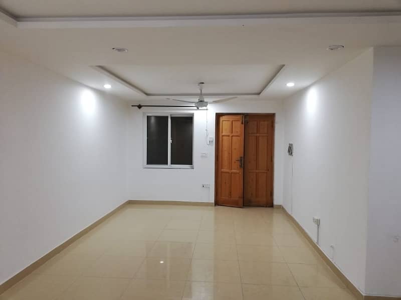 1035 Square Feet Flat For sale In E-11 3