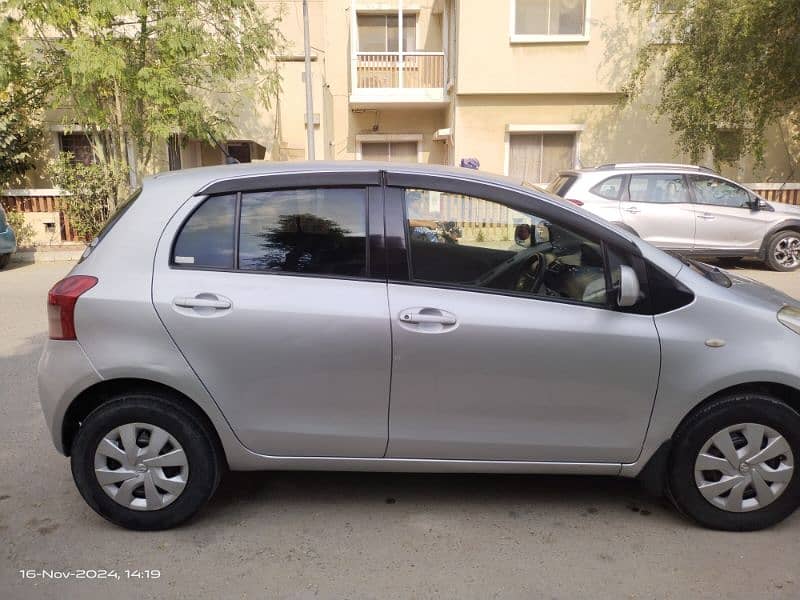 Toyota Vitz 2006 4