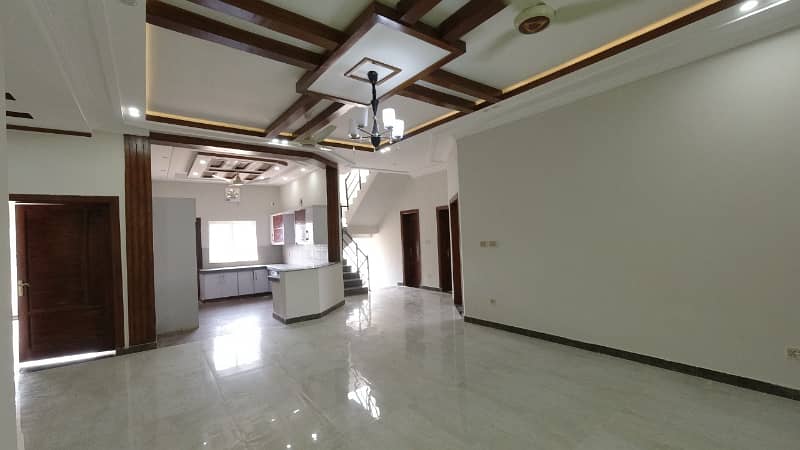 Prime Location 15 Marla House In Rawalpindi Is Available For Sale 8