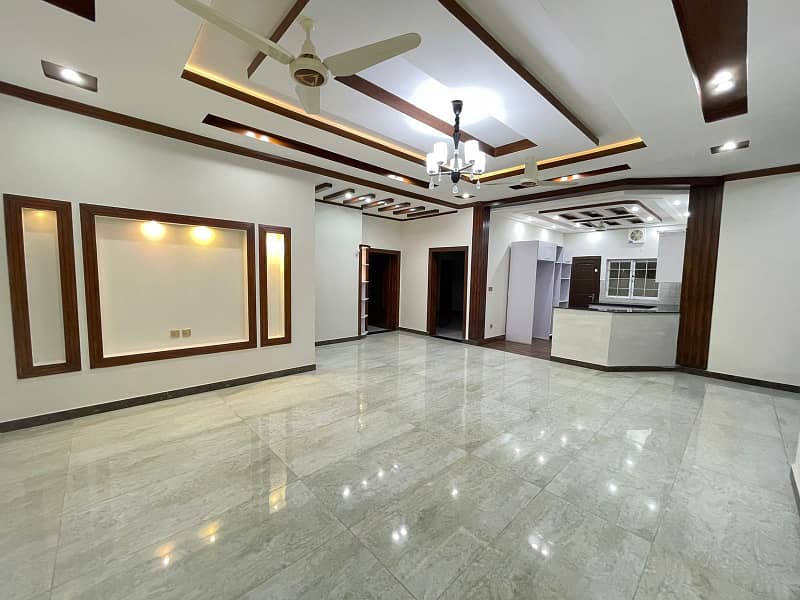 Prime Location 15 Marla House In Rawalpindi Is Available For Sale 16