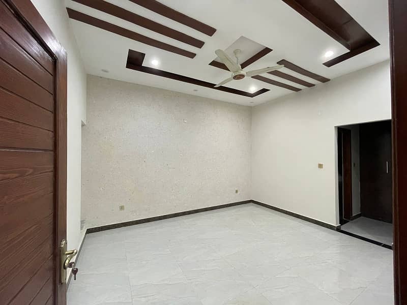 Prime Location 15 Marla House In Rawalpindi Is Available For Sale 19