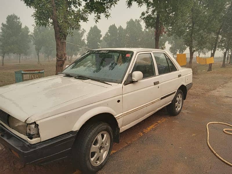 Nissan Sunny 1986 2