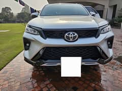 Toyota Fortuner Legender 2022