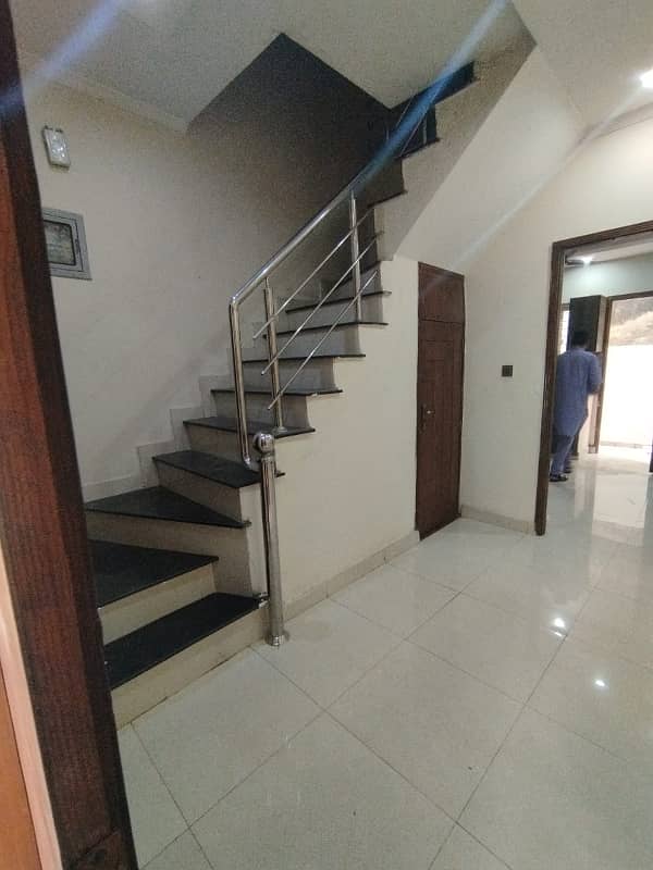 5 Marla Facing Park full house for rent in dream avenue Lahore 4