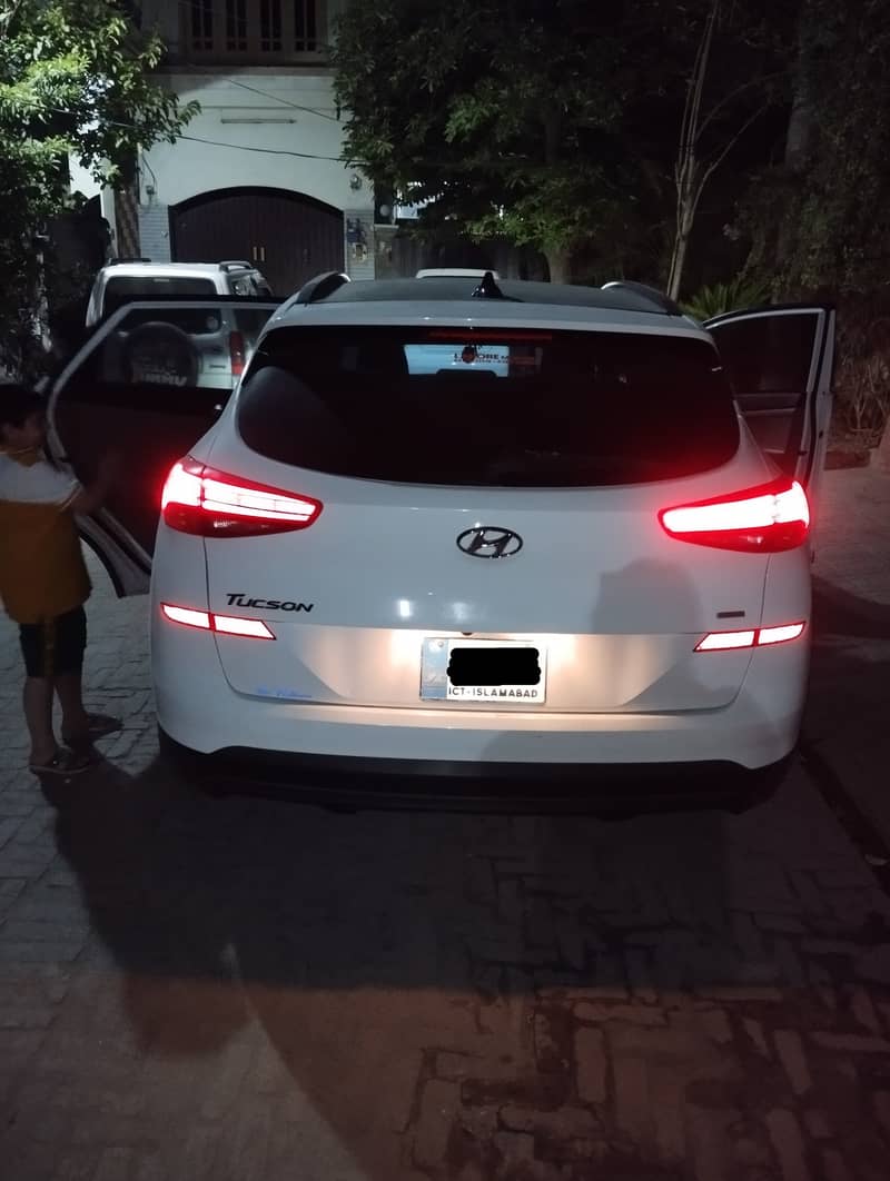 HYUNDAYI TUCSON | AWD Full Option | B2B Genuine | 2022 Model 1