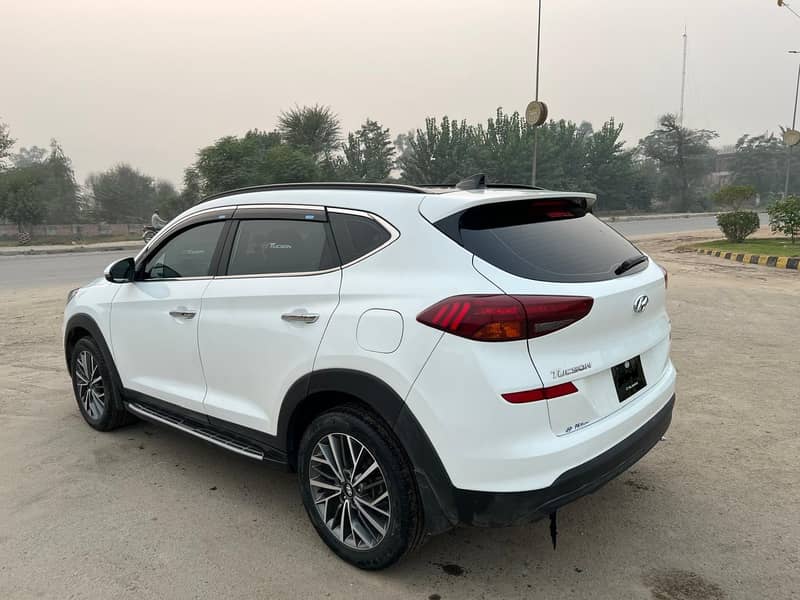 HYUNDAYI TUCSON | AWD Full Option | B2B Genuine | 2022 Model 6