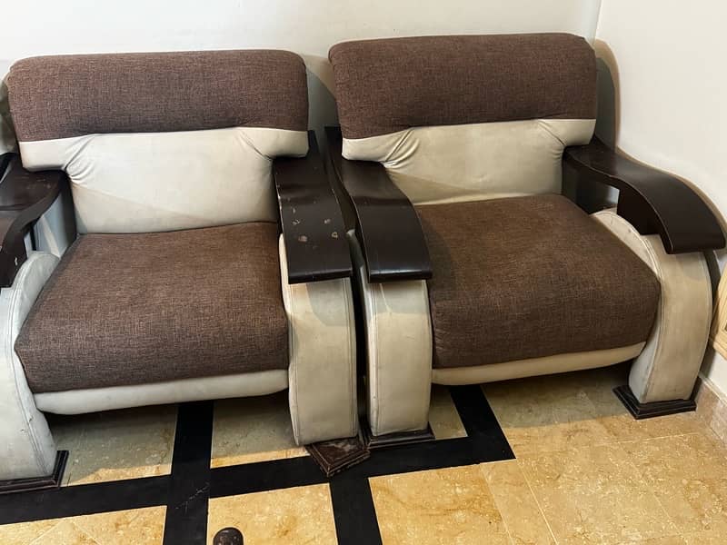 8 Seater sofa set for sale 0