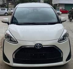 Toyota Sienta 2019