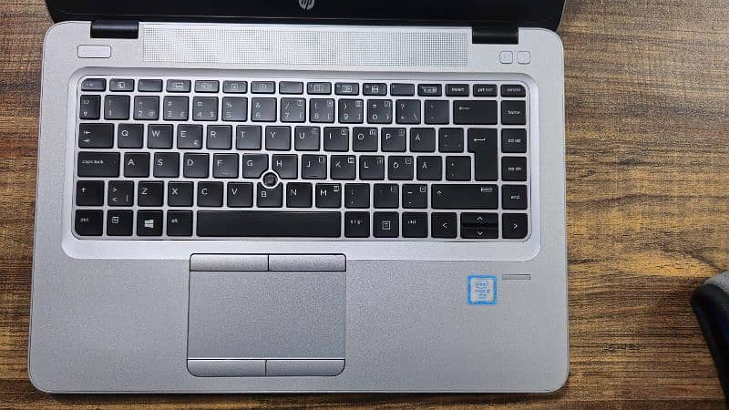 HP EliteBook 840 G3 – 8GB RAM, 256GB SSD 0