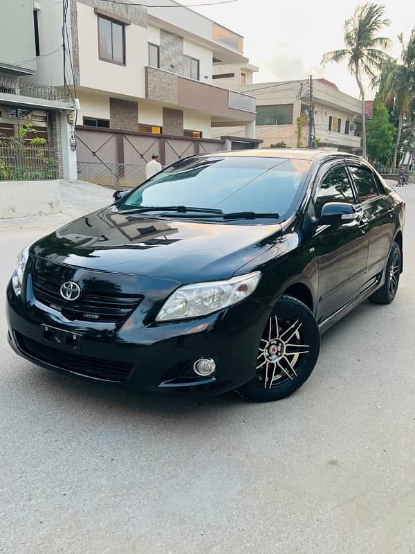 Toyota Corolla Altis 2010 4