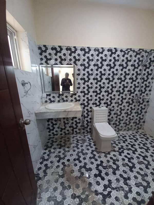 10 Marla double storey house available for rent 16