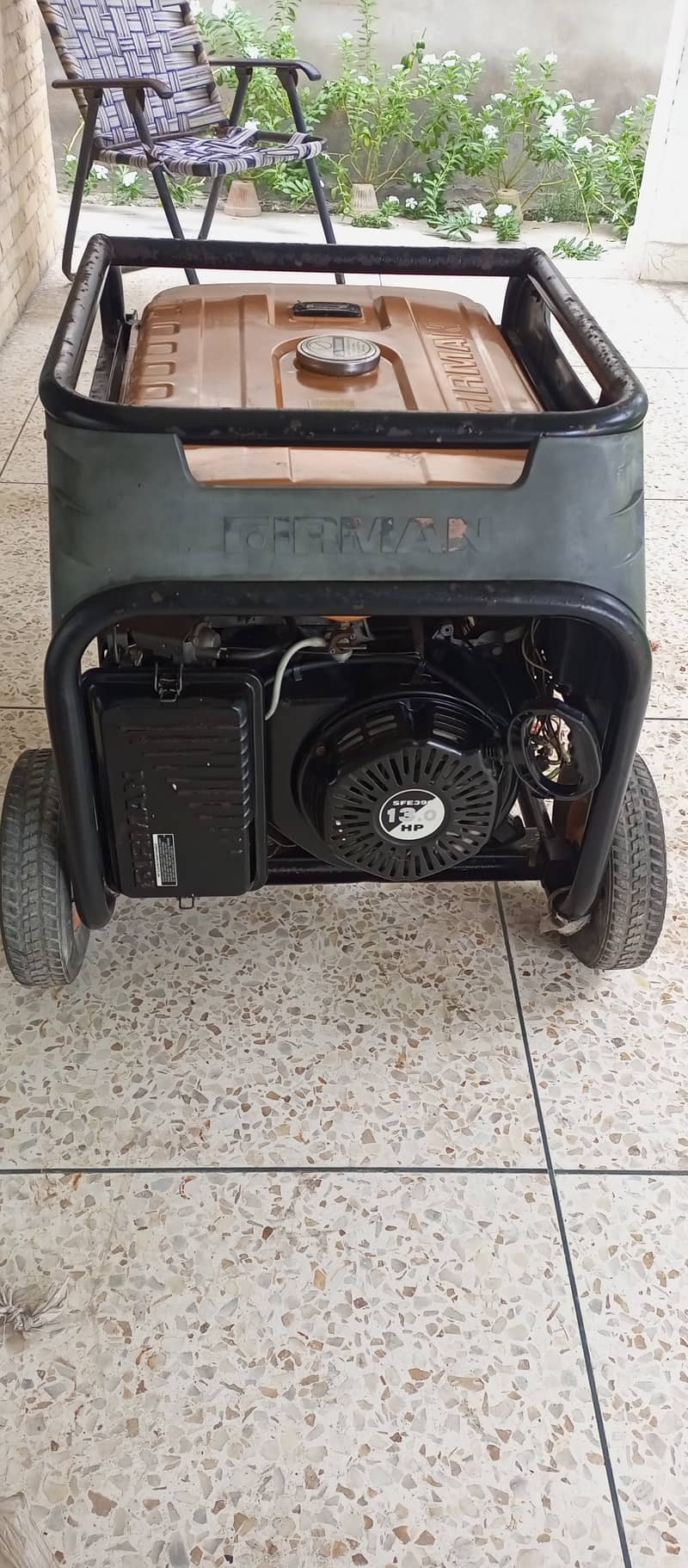 SLIGHTLY USED BRANDED GENERATOR FOR SALE. 2