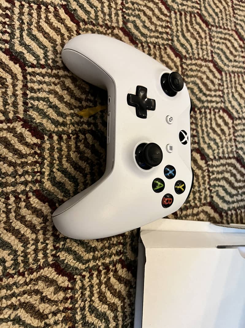 Xbox One S Is Available For Sale 1tb 10