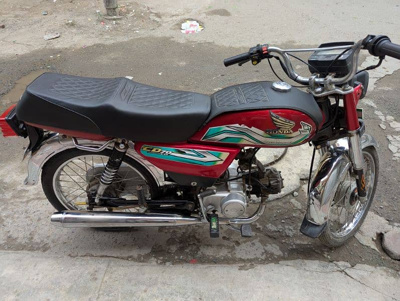 Honda CD 70 2001 Lush Condition 4