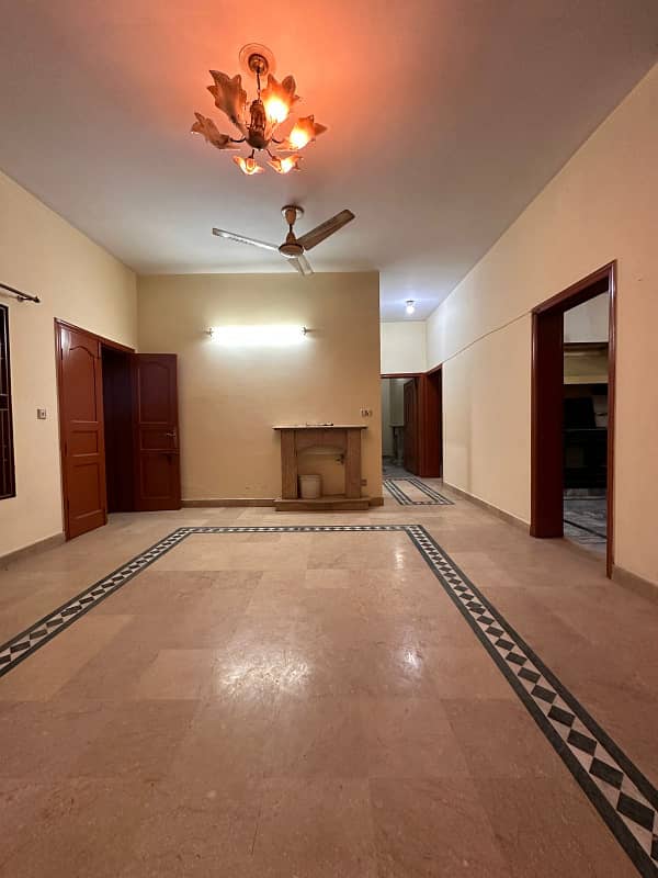 BRAND NEW SEPARATE INTRCE UPPER PORTION FOR RENT LOCATION AYUB COLONY 4