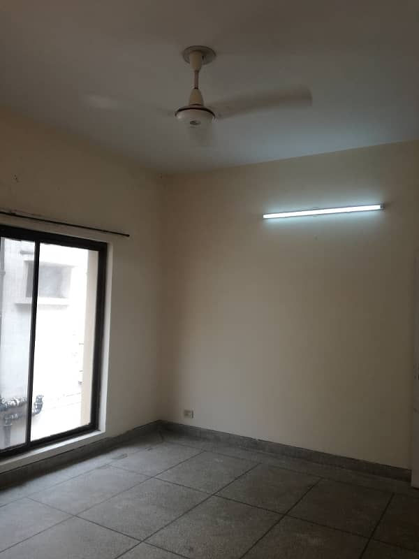 10 Marla 03 Bedroom House Available For Sale In Askari 9 Lahore Cantt 36