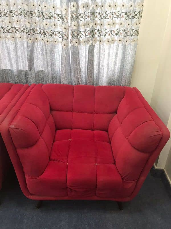 4 Seater Sofa Set For Urgent Sale need cash 3