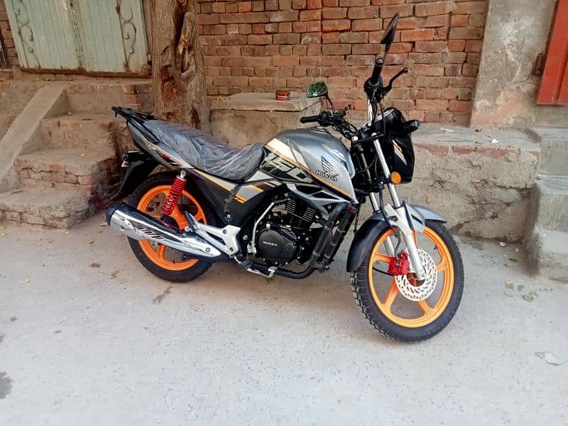 cb 150f 22/23 model 12