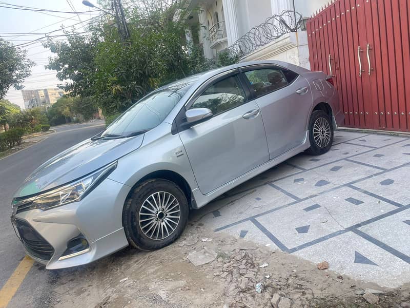 Toyota Corolla GLI 2016 1.3 automatic 4