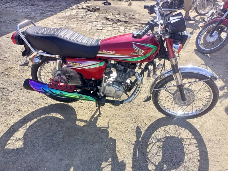 Honda 125 12/13 model Rawalpindi registerd engine condition A one 1