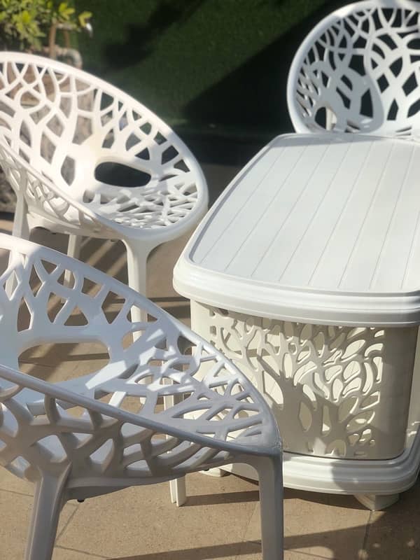 boss original pure white  plastic garden chairs with white table set 11