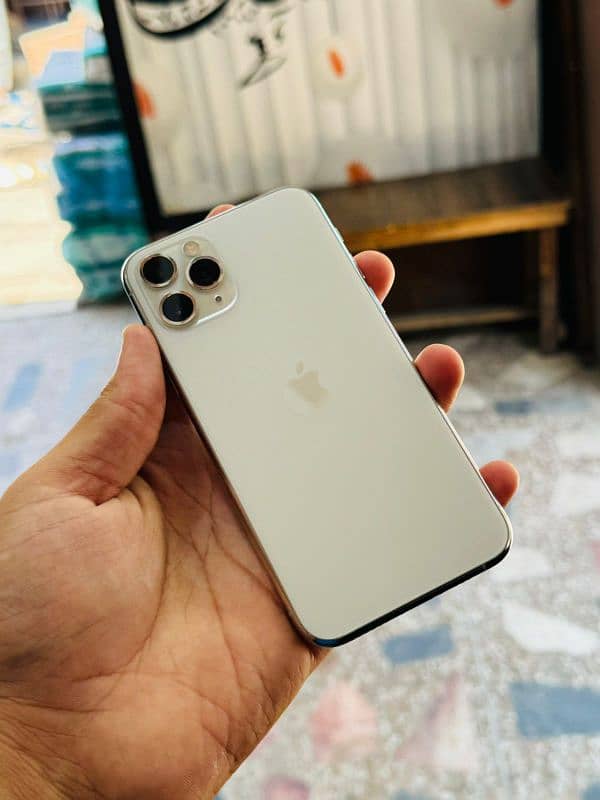 iphone 11 Pro 64GB Waterpack 7