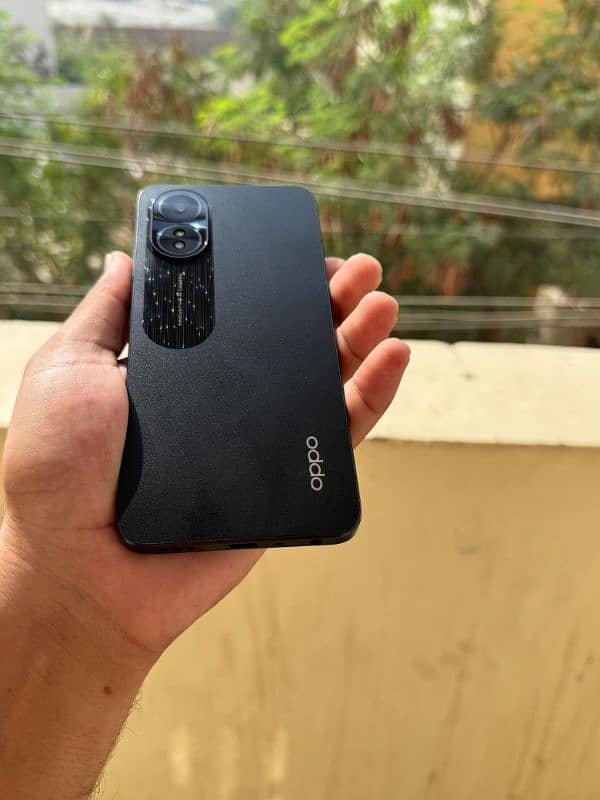 *Oppo A18 3