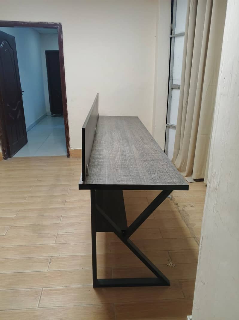 8 x 2 Workstation for sale 0