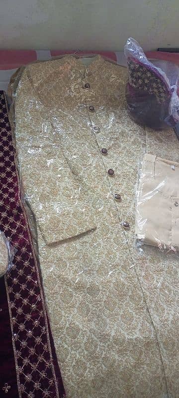 Dulha Grooming Sherwani complete set. 2