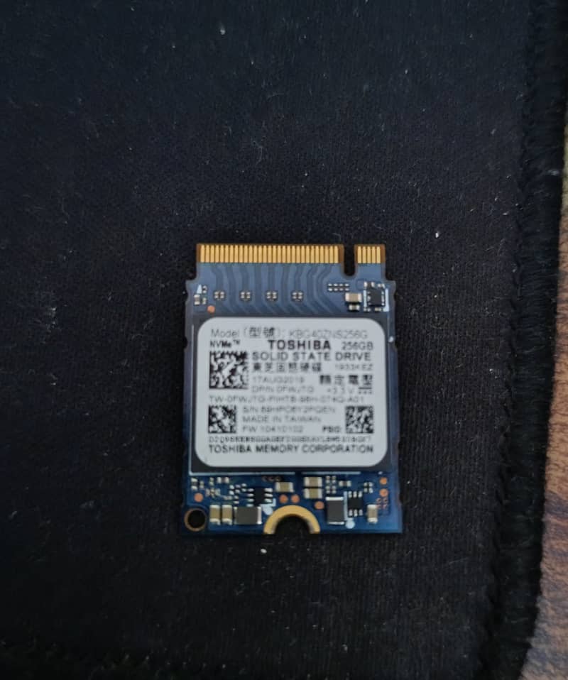 Toshiba Nvme. Ssd. M2 0