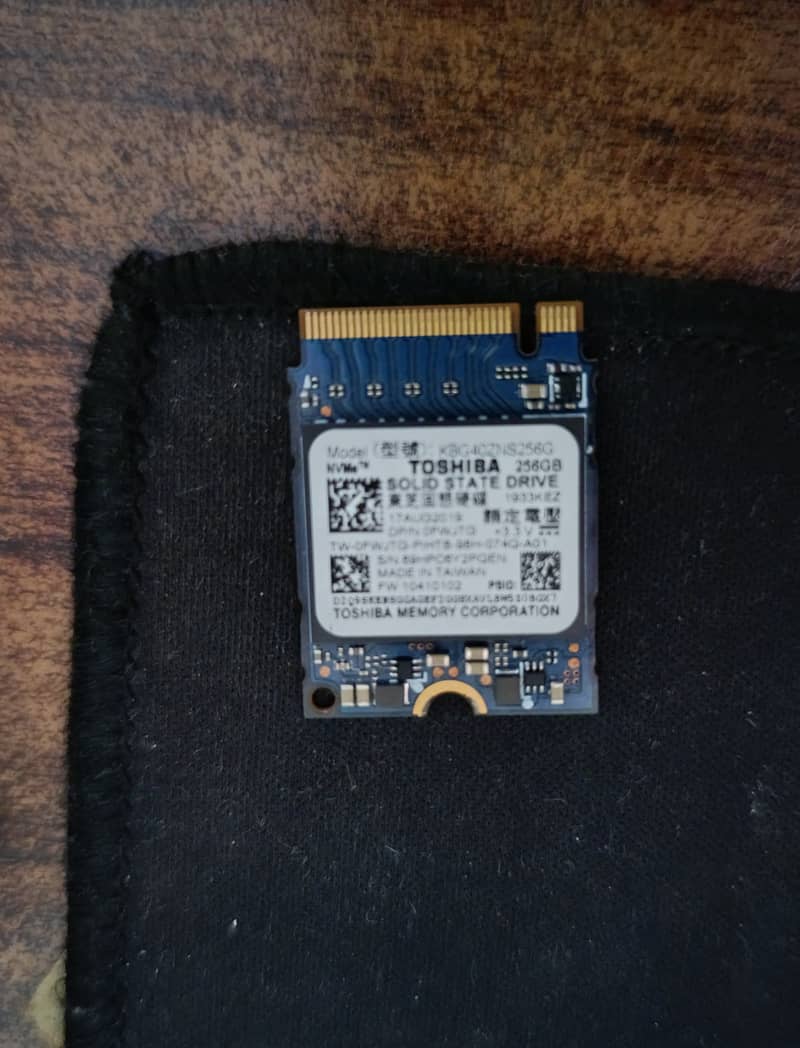 Toshiba Nvme. Ssd. M2 1