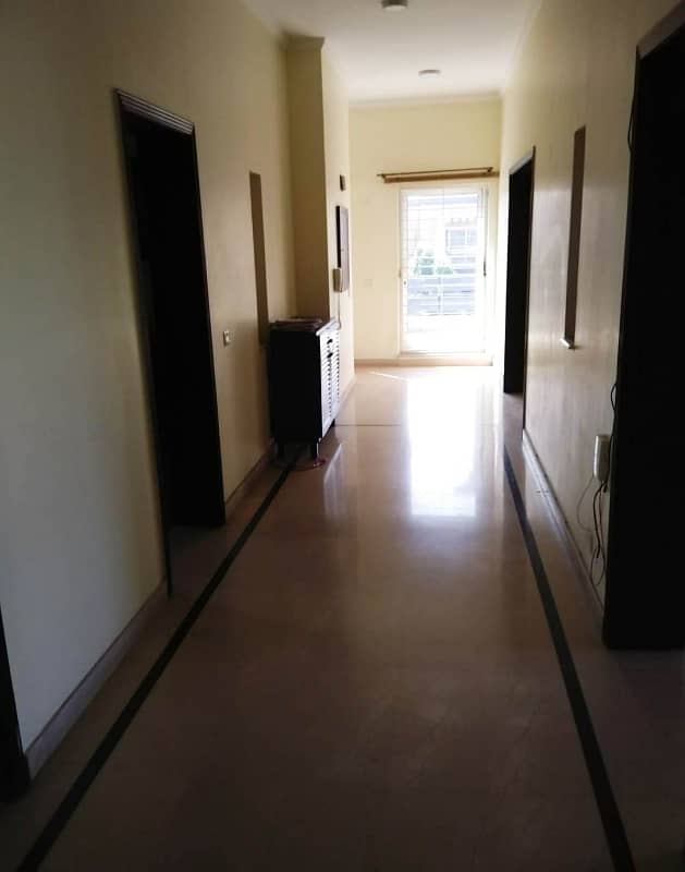 01 Kanal Separate Gate Beautiful Upper Portion Available For rent in DHA Lahore Cantt 3