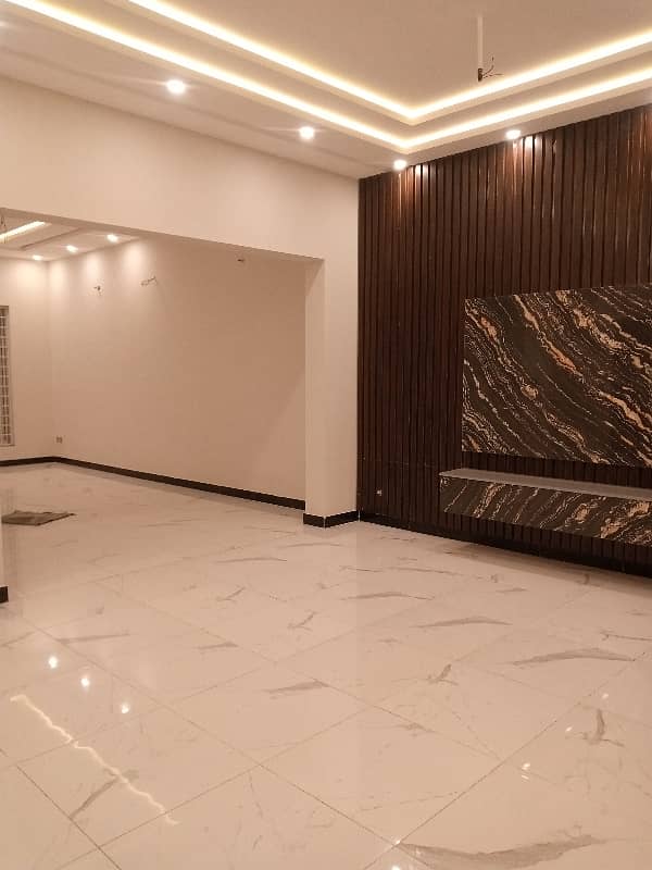 7 Marla Upper portion Available on rent in Gulberg Residencia 4