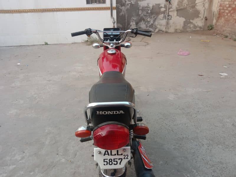 Honda 125 2022 model all genuine 8