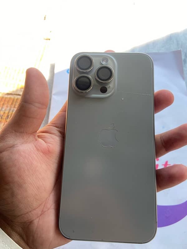 iphone 15 pro max 256 gp jv sim tarha  wla ha 1