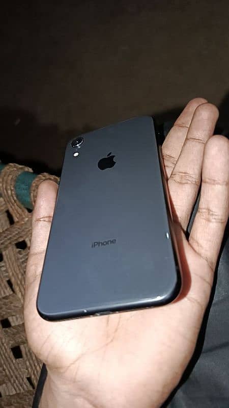 I phone xr 128GB 0