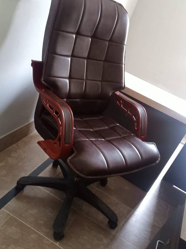 Office Furniture for sale 2