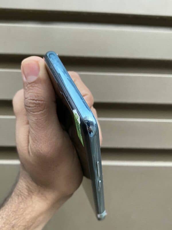 Vivo S1 8/256 gb 3