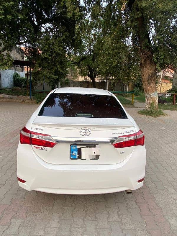 Toyota Corolla Altis 2016 11