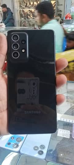 Samsung A52