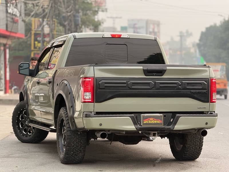 Ford Raptor 2016 4