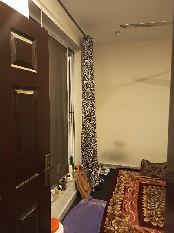 Net And Clean One Bedroom Attached Washroom Available For Rent Demand 25000/- 6