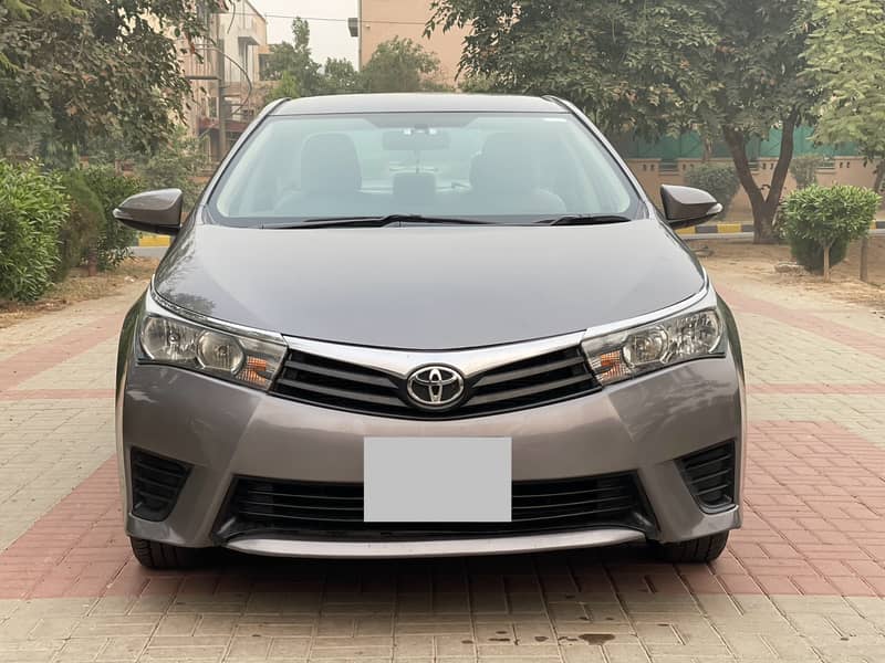 TOYOTA COROLLA AUTOMATIC 1.3 GLI 2016 NEW KEY KARACHI REGISTRATION 0