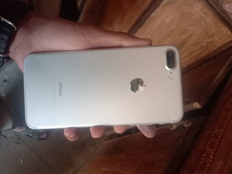 iphone 7+ foe sale in cheap price 1