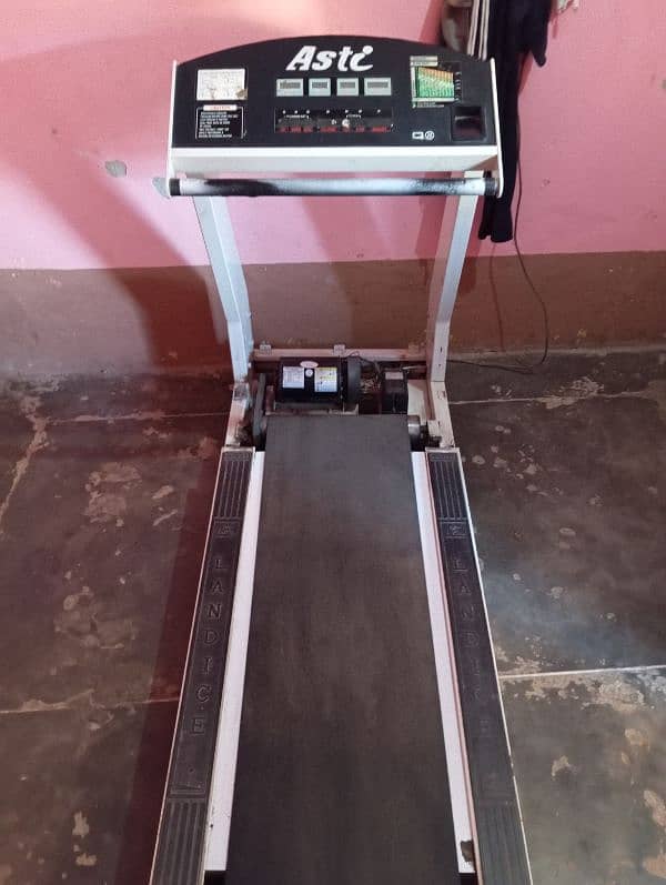 Treadmill for sale ( Walking Machine ) 0319-1619937 9