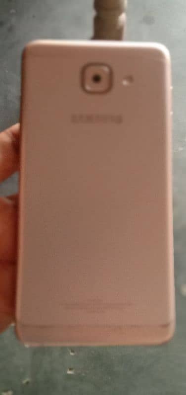 Samsung J7 max 0