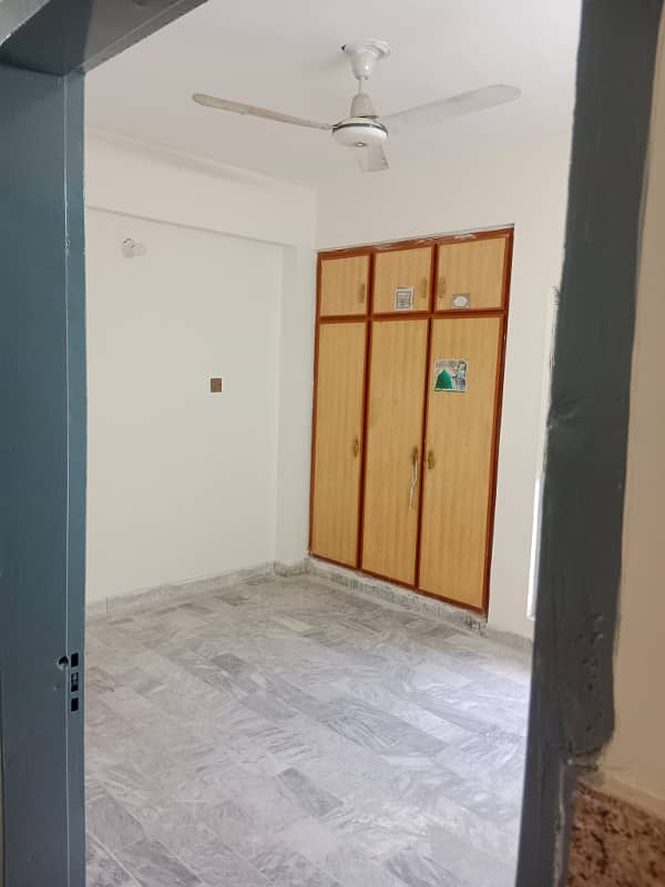 PHA I-11 luxury apartment C type 1st floor at main double road for rent. 3