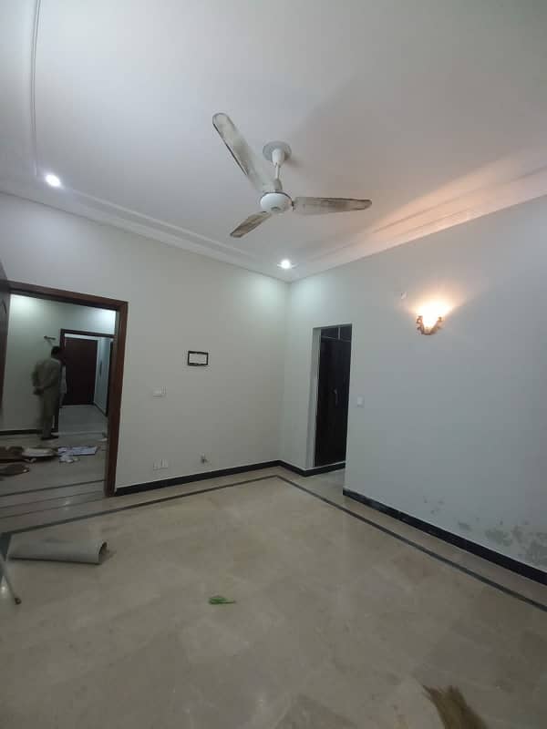 7 Marla Upper Portion for rent in G-13/2 3