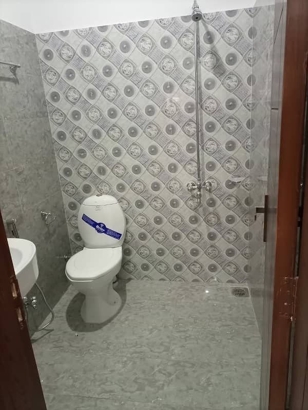 7 Marla Tile flooring Full House for rent in G-13 9